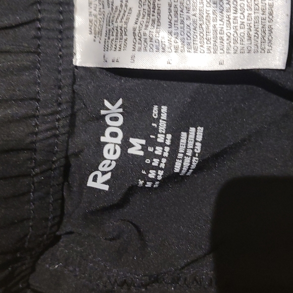 Reebok play dry board shorts - Picture 3 of 3